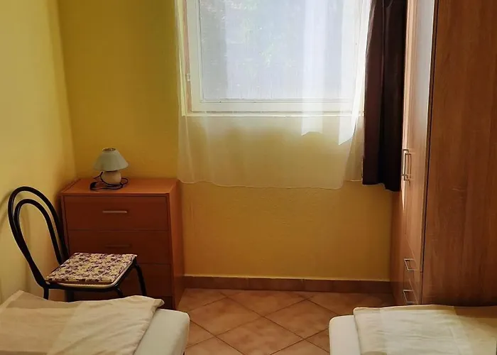 Apartment Apartmanhaz Balatonfenyves